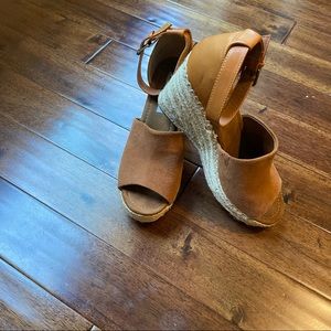 Womens Steve Madden Rust Wedge Platform Sandals Size 9